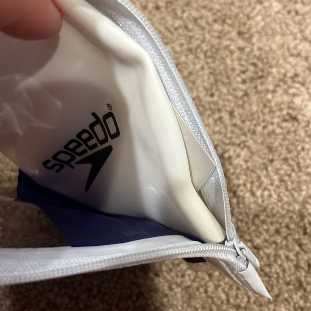 Speedo swimcap - Picture 5 of 5